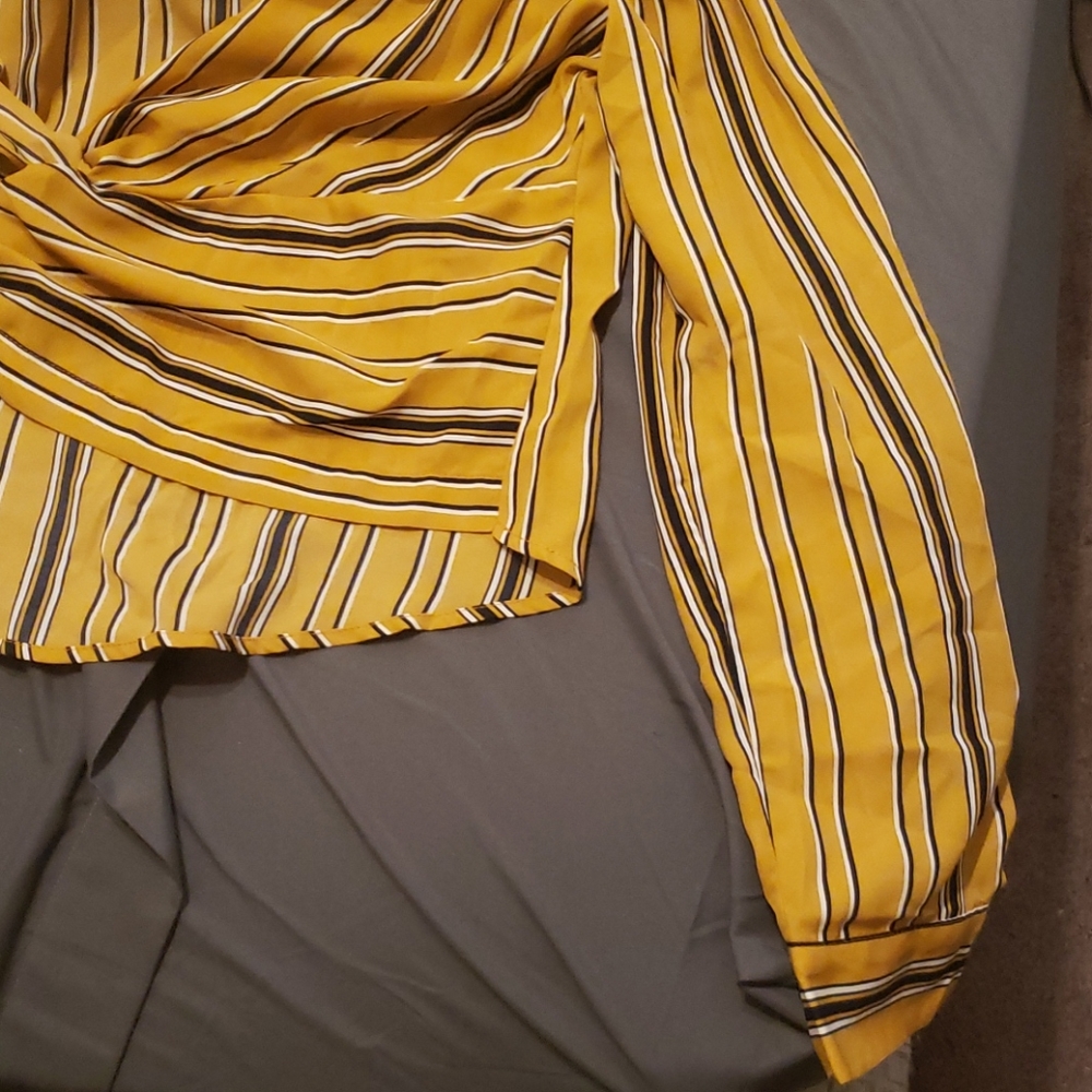 Shirt - Picture 3 of 3